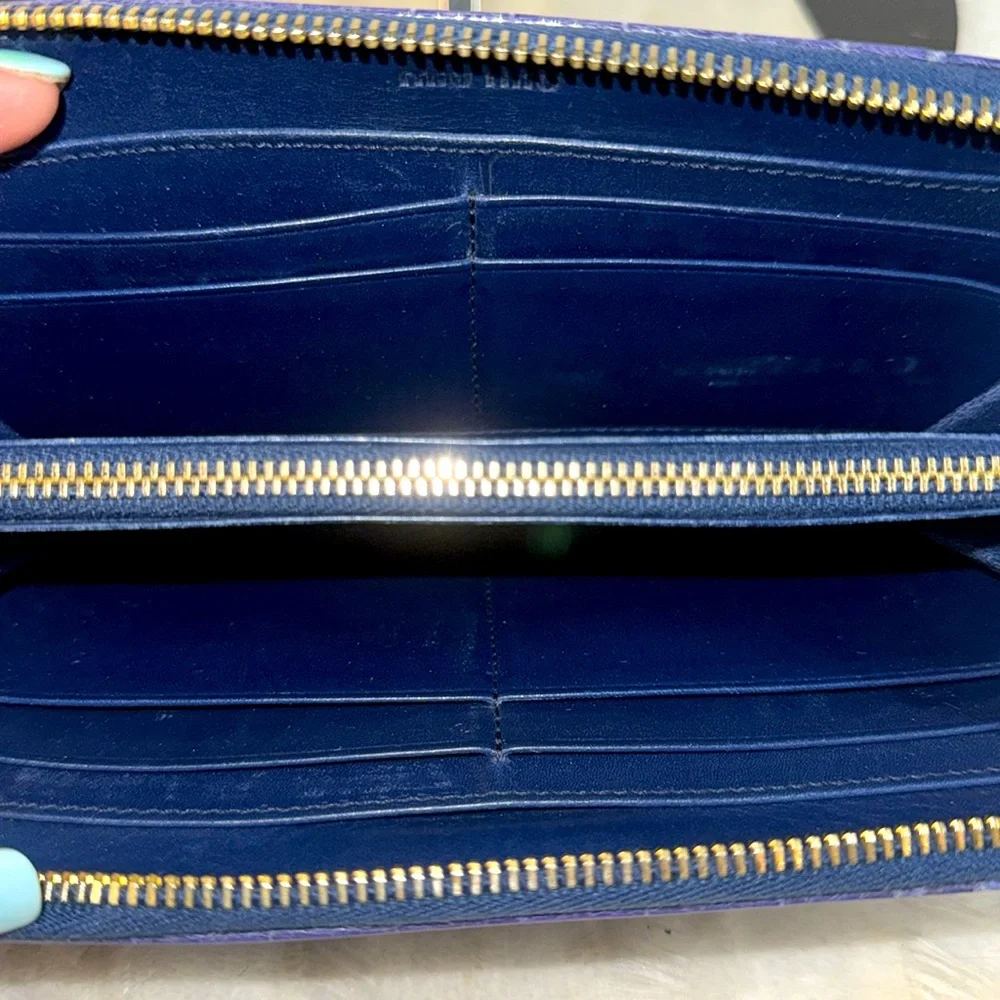 Miu Miu Croc Embossed Leather Zip Around Continental Wallet with COA - Picture 8 of 13